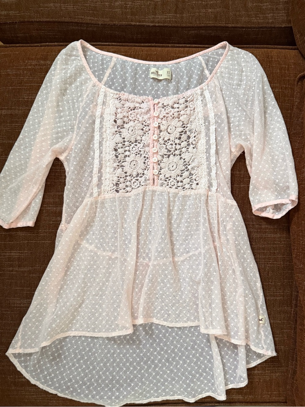 Delicate Pink Lace & Dot Peplum Top hollister xs mesh